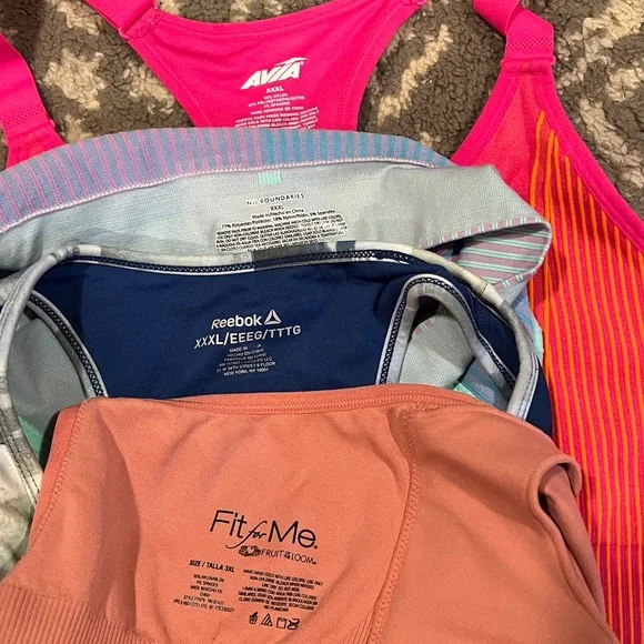 Bundle of Women’s Sports Bras - Picture 4 of 6